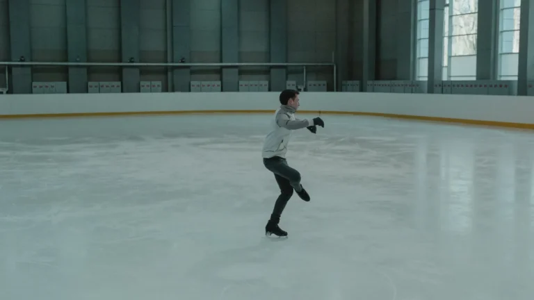 Oud-schaatser Erben Wennemars tijdens een sportief evenement