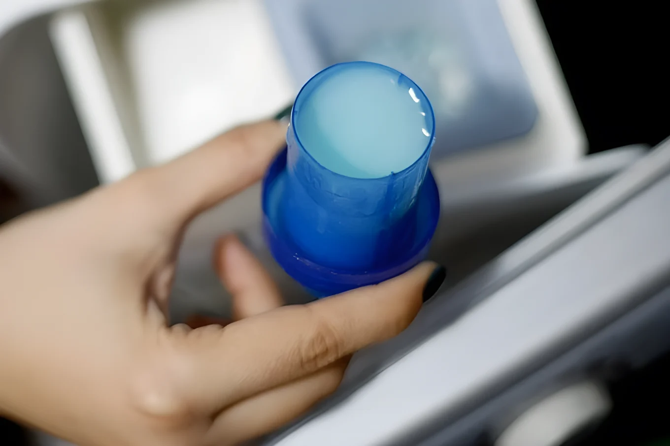Using Too Much Laundry Detergent Gettyimages 1310958760